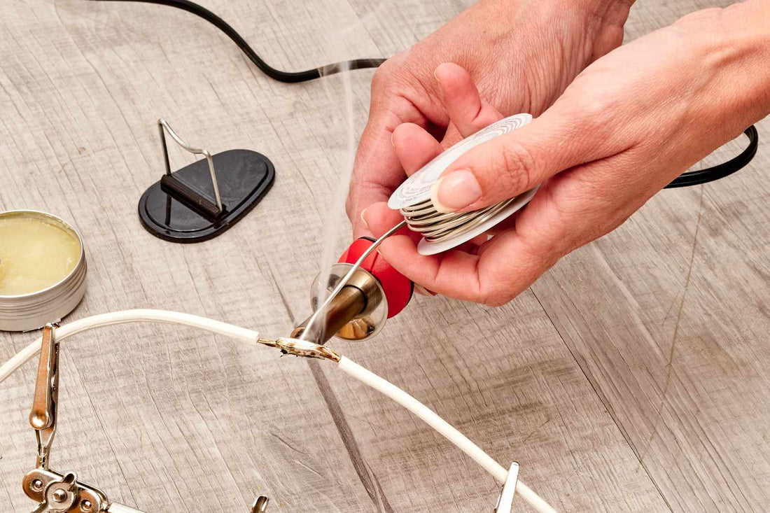 The easier way to solder wire connectors - SolderStick